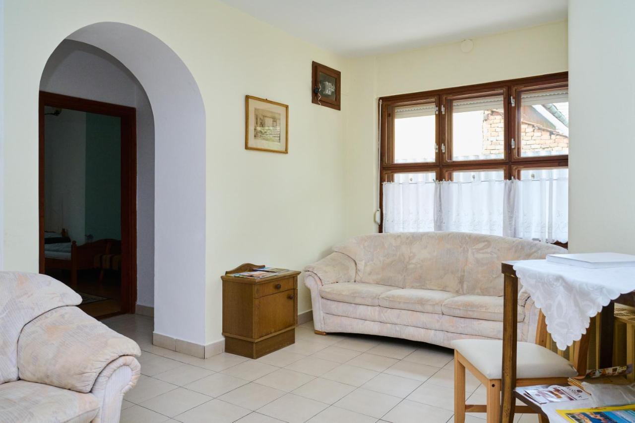 Apartament Koelcsey Vendeghaz Hódmezővásárhely Zewnętrze zdjęcie